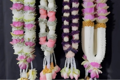 Fresh Flower Wedding Garlands