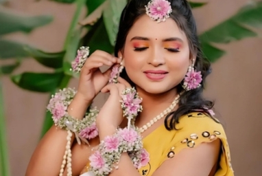 Handcrafted Floral Jewelry Set